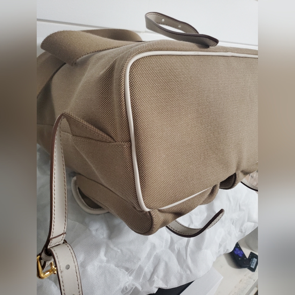 Prada backpack - Picture 9 of 12